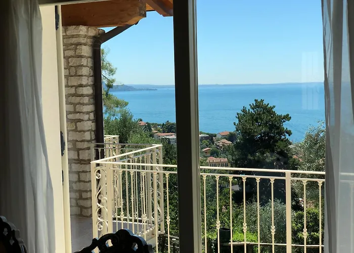 Villa Degli Ulivi