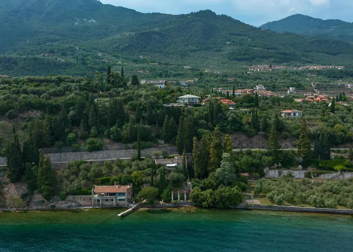 Tre Cipressi, Ancient Limonaia With Lake Access